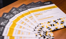 Tile for Articles and Annual Reports