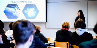 Cell for Participation in teaching at FI